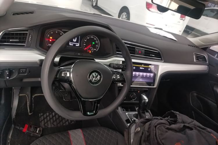Used Volkswagen Lamando 2021 230TSI DSG Fashion Edition Center Console