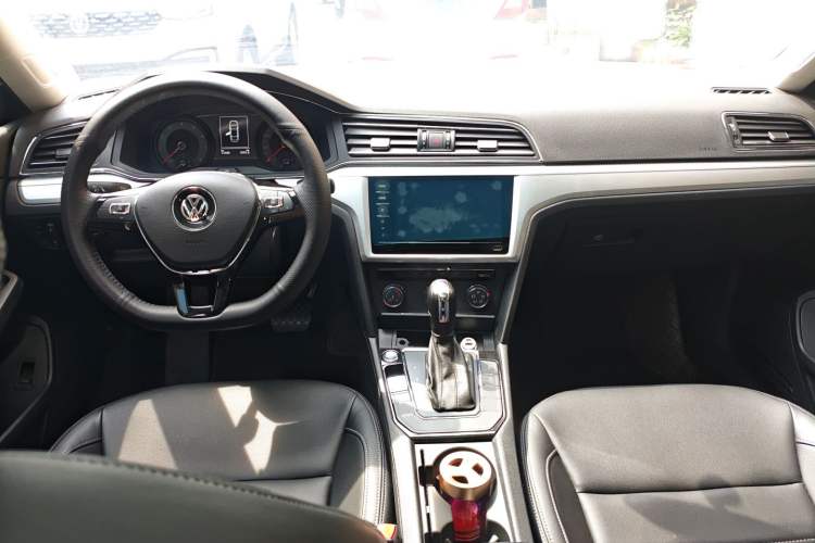 Used Volkswagen Lamando 2021 230TSI DSG Fashion Edition Center Console