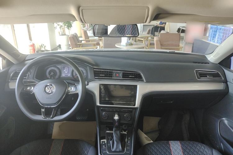 Used Volkswagen Lamando 2021 230TSI DSG Fashion Edition Center Console