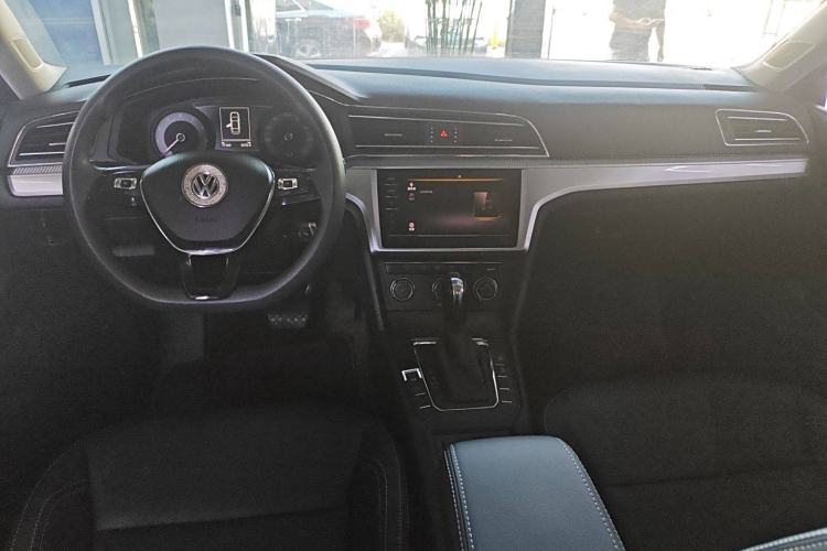 Used Volkswagen Lamando 2021 230TSI DSG Fashion Edition Center Console