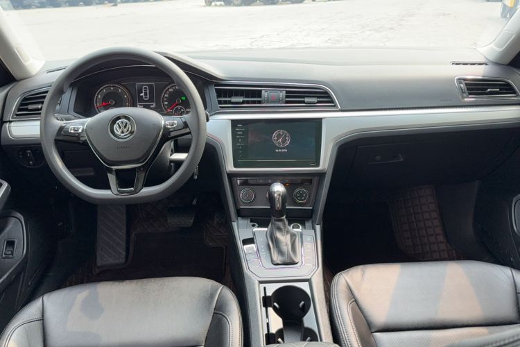 Used Volkswagen Lamando 2021 230TSI DSG Fashion Edition Center Console