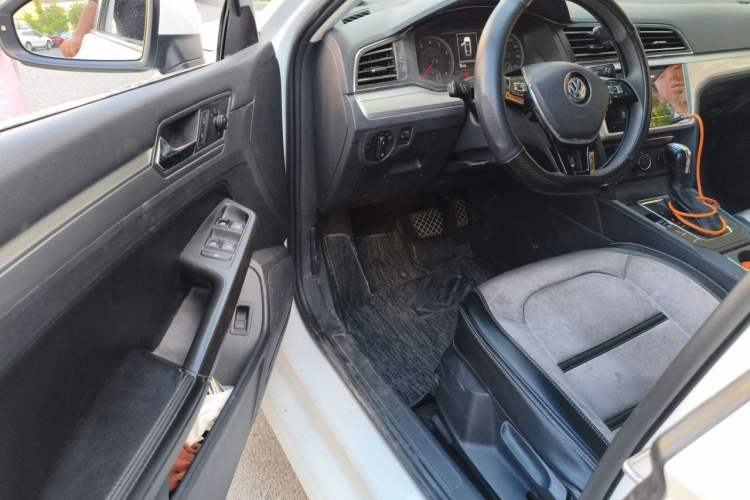 Used Volkswagen Lamando 2021 230TSI DSG Fashion Edition Driver Seat