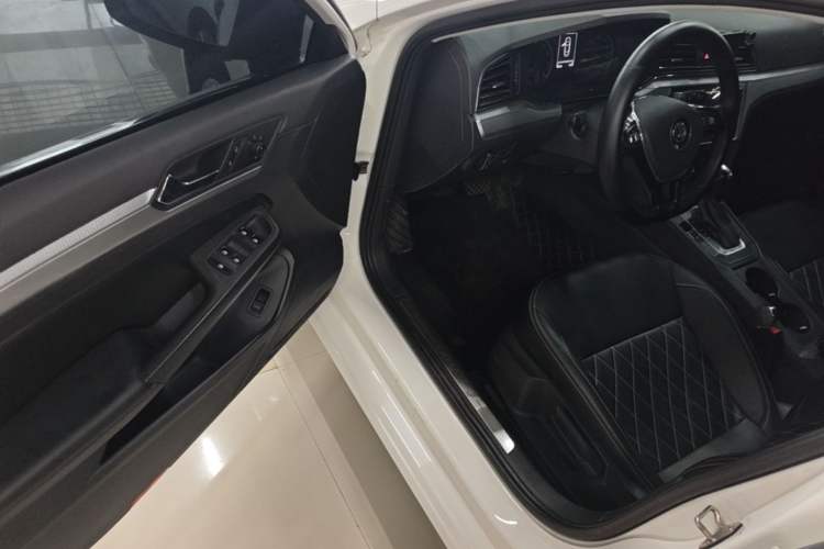 Used Volkswagen Lamando 2021 230TSI DSG Fashion Edition Driver Seat