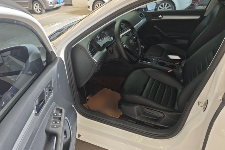 Used Volkswagen Lamando 2021 230TSI DSG Fashion Edition Driver Seat