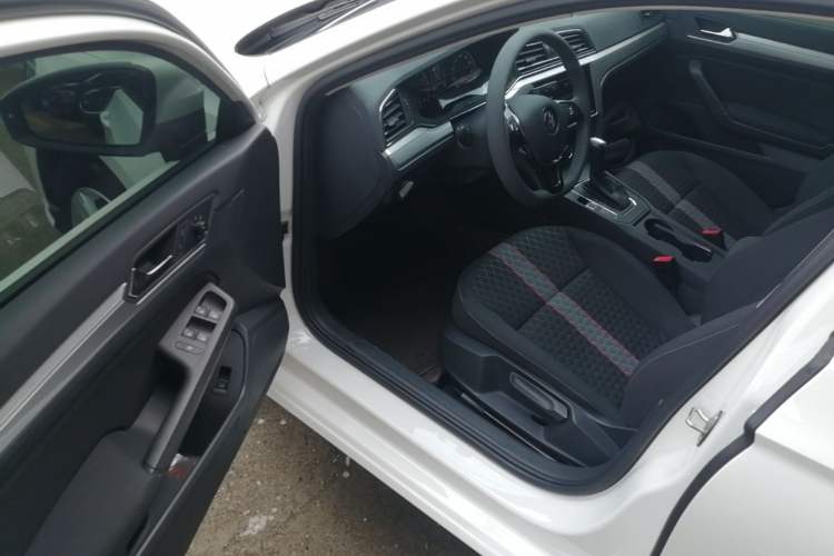 Used Volkswagen Lamando 2021 230TSI DSG Fashion Edition Driver Seat
