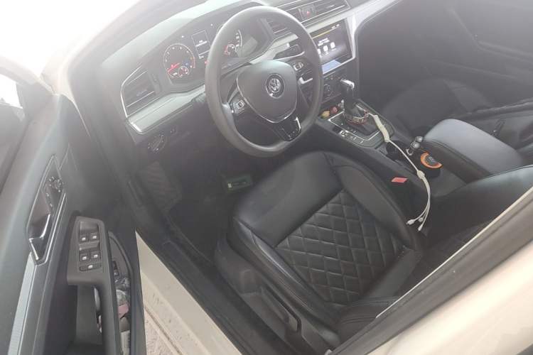 Used Volkswagen Lamando 2021 230TSI DSG Fashion Edition Driver Seat