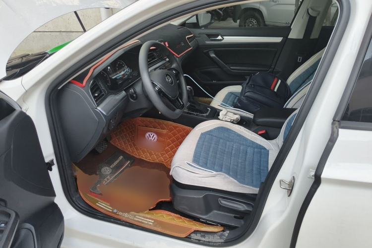 Used Volkswagen Lamando 2021 230TSI DSG Fashion Edition Driver Seat