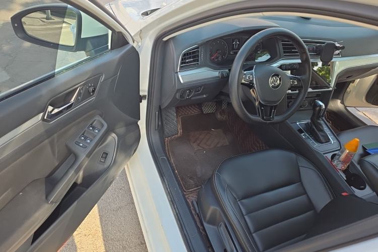 Used Volkswagen Lamando 2021 230TSI DSG Fashion Edition Driver Seat