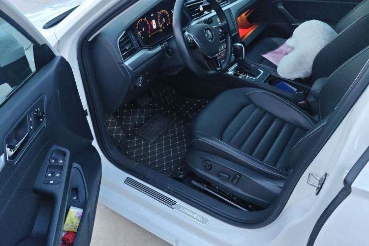 Used Volkswagen Lamando 2021 280TSI DSG Comfort Edition Driver Seat