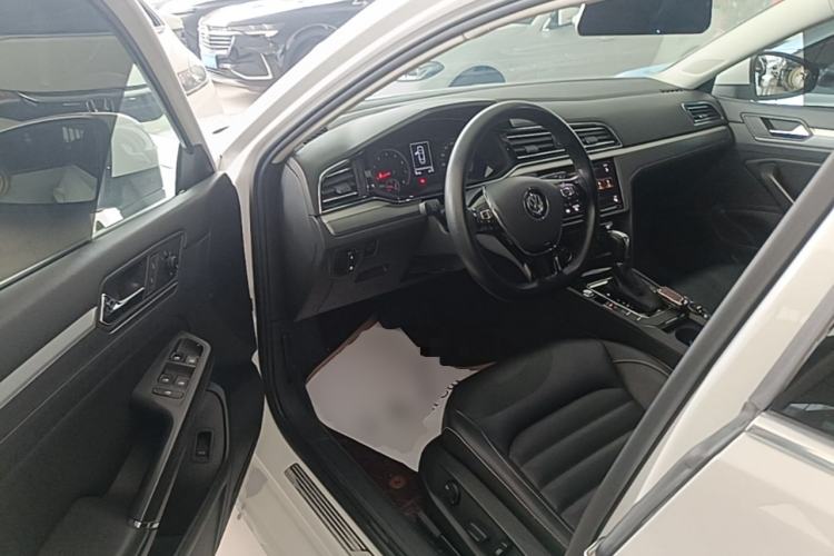 Used Volkswagen Lamando 2021 280TSI DSG Comfort Edition Driver Seat