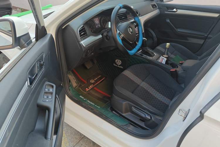 Used Volkswagen Lamando 2021 230TSI DSG Fashion Edition Driver Seat