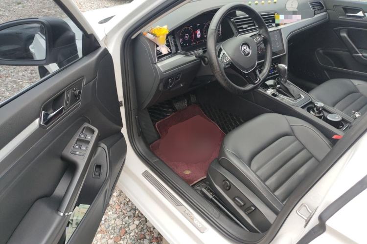 Used Volkswagen Lamando 2021 280TSI DSG Comfort Edition Driver Seat