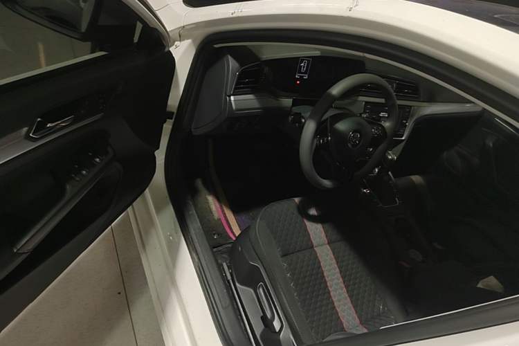 Used Volkswagen Lamando 2021 230TSI DSG Fashion Edition Driver Seat