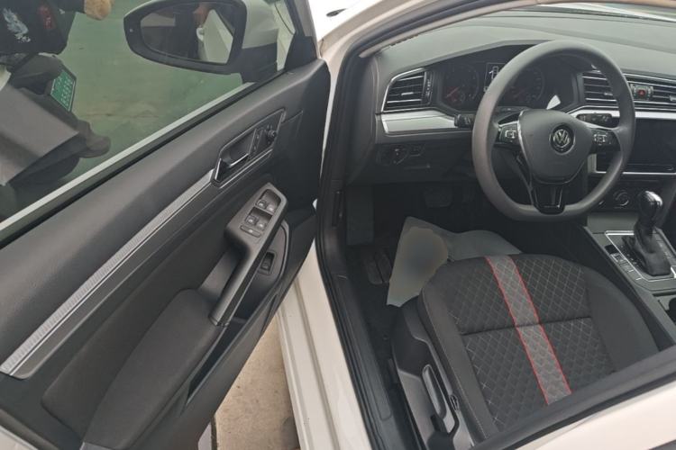Used Volkswagen Lamando 2021 230TSI DSG Fashion Edition Driver Seat