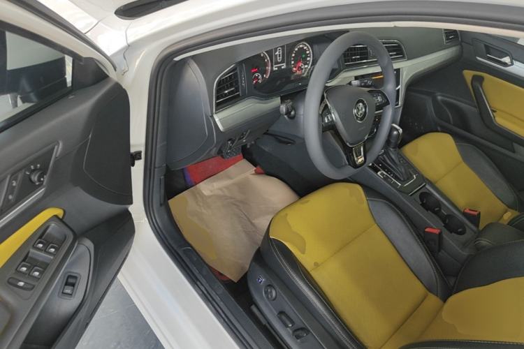 Used Volkswagen Lamando 2021 230TSI DSG Fashion Edition Driver Seat