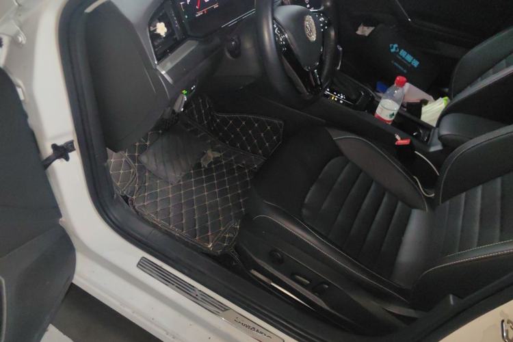 Used Volkswagen Lamando 2021 280TSI DSG Comfort Edition Driver Seat