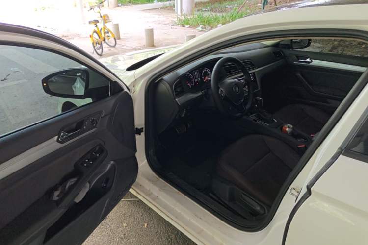 Used Volkswagen Lamando 2021 230TSI DSG Fashion Edition Driver Seat