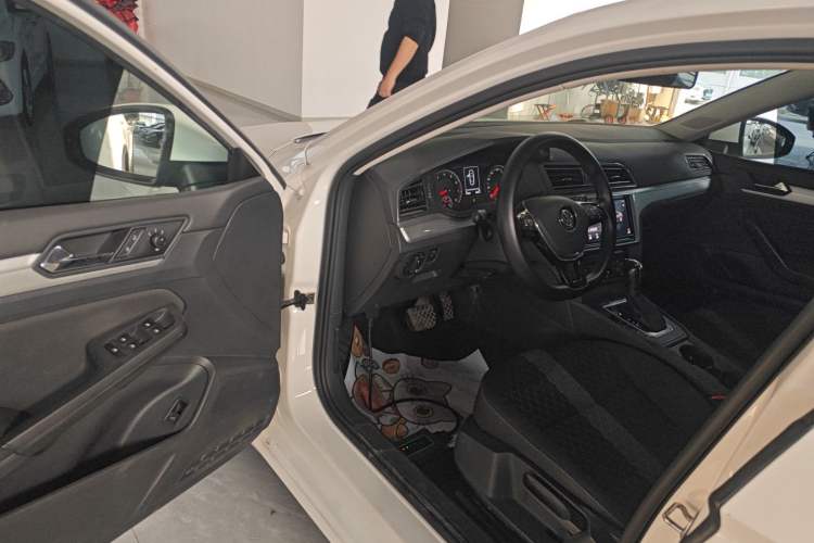 Used Volkswagen Lamando 2021 230TSI DSG Fashion Edition Driver Seat