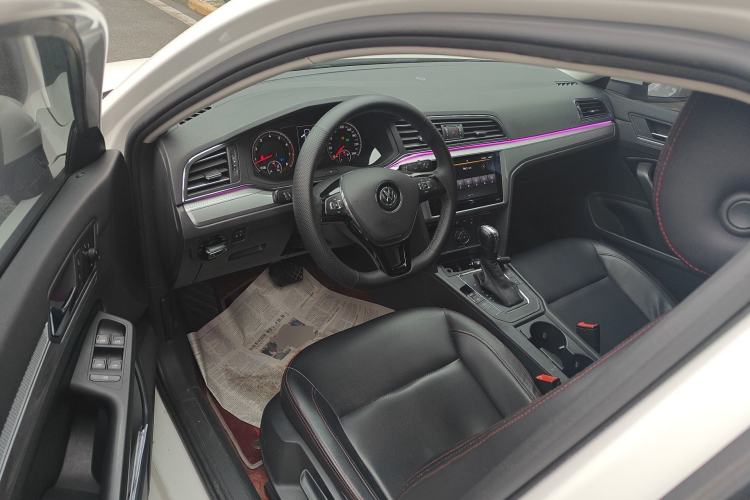 Used Volkswagen Lamando 2021 230TSI DSG Fashion Edition Driver Seat