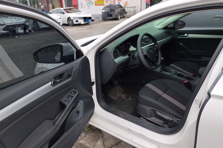 Used Volkswagen Lamando 2021 230TSI DSG Fashion Edition Driver Seat