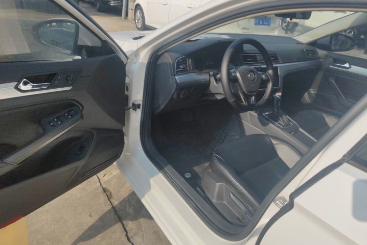 Used Volkswagen Lamando 2021 230TSI DSG Fashion Edition Driver Seat