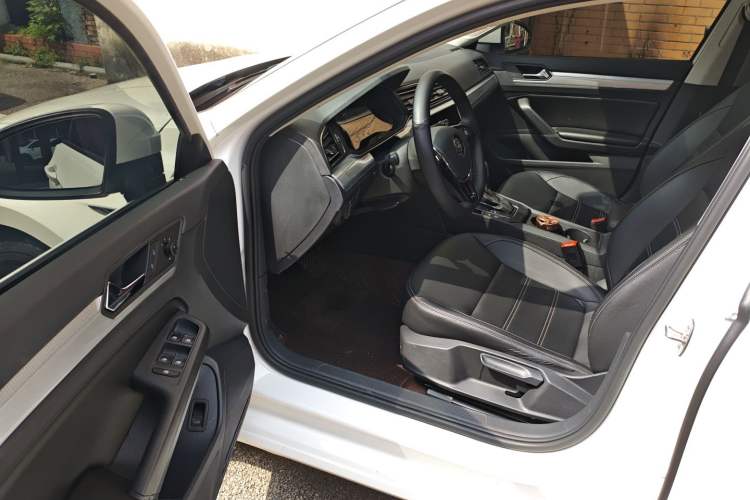 Used Volkswagen Lamando 2021 230TSI DSG Fashion Edition Driver Seat