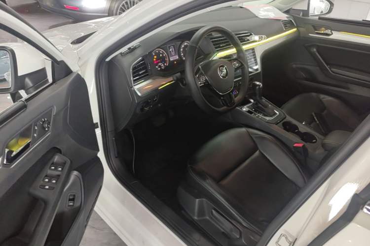 Used Volkswagen Lamando 2021 230TSI DSG Fashion Edition Driver Seat