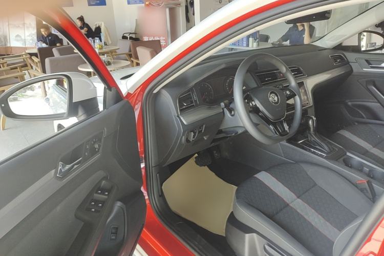 Used Volkswagen Lamando 2021 230TSI DSG Fashion Edition Driver Seat