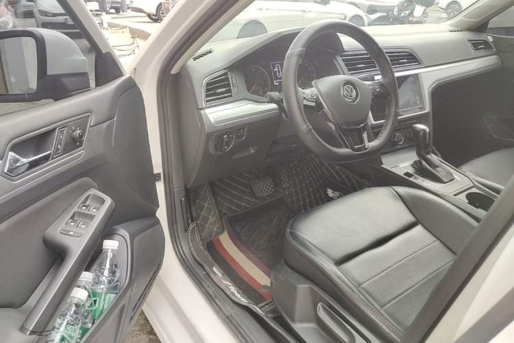 Used Volkswagen Lamando 2021 230TSI DSG Fashion Edition Driver Seat