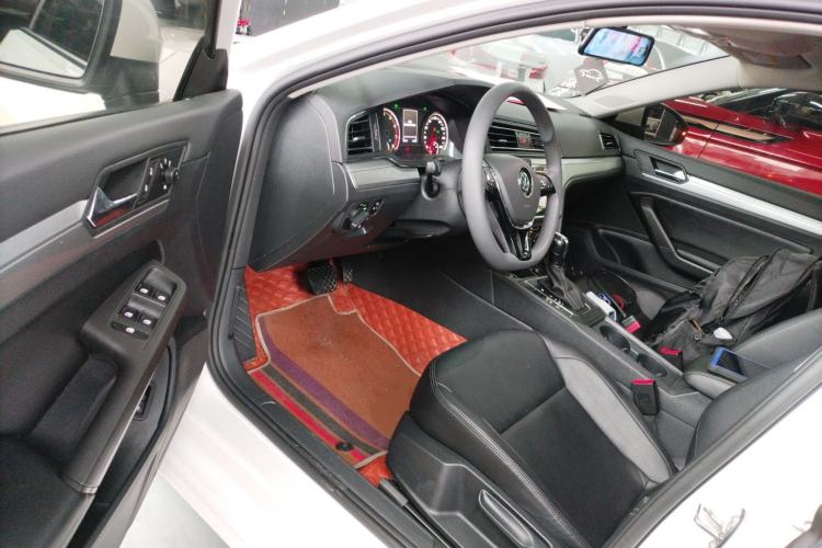 Used Volkswagen Lamando 2021 230TSI DSG Fashion Edition Driver Seat