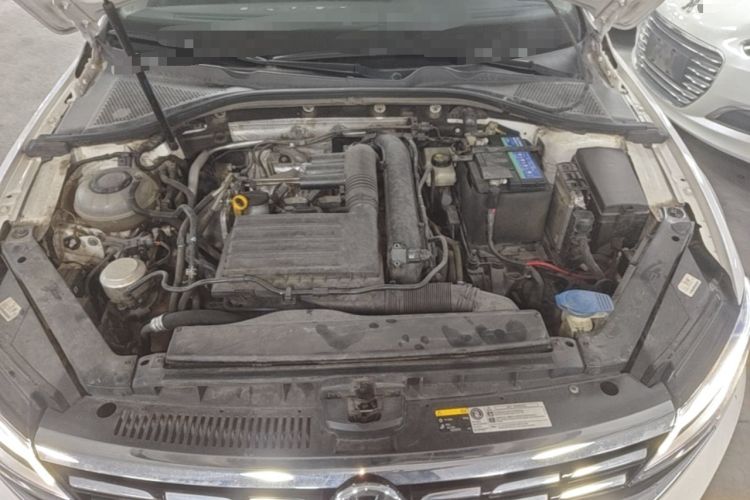 Used Volkswagen Lamando 2021 280TSI DSG Comfort Edition Engine Bay