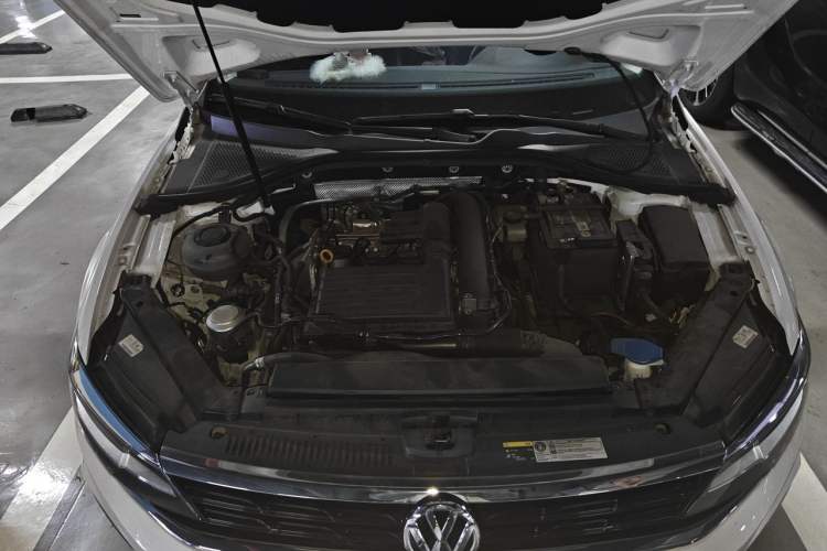 Used Volkswagen Lamando 2021 230TSI DSG Fashion Edition Engine Bay