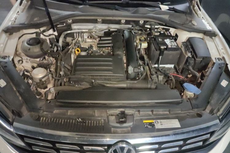 Used Volkswagen Lamando 2021 280TSI DSG Comfort Edition Engine Bay