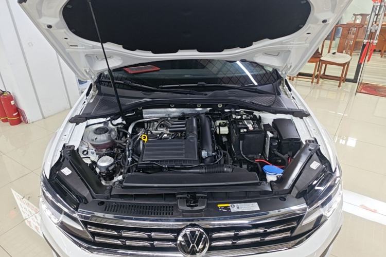 Used Volkswagen Lamando 2021 230TSI DSG Fashion Edition Engine Bay