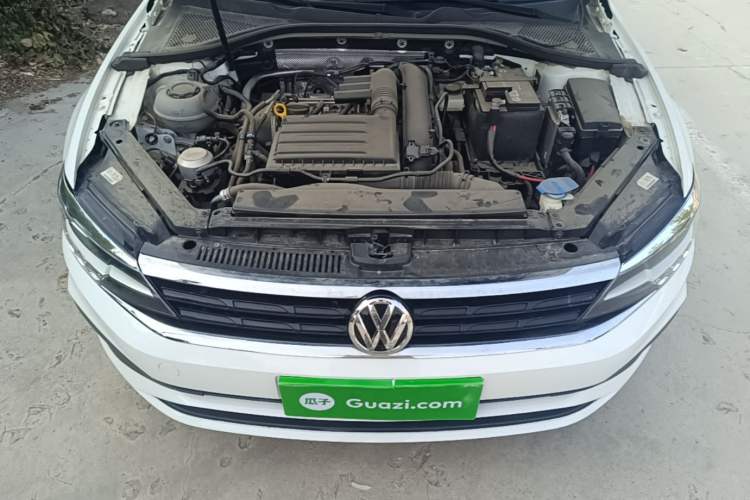 Used Volkswagen Lamando 2021 230TSI DSG Fashion Edition Engine Bay
