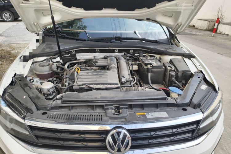 Used Volkswagen Lamando 2021 230TSI DSG Fashion Edition Engine Bay