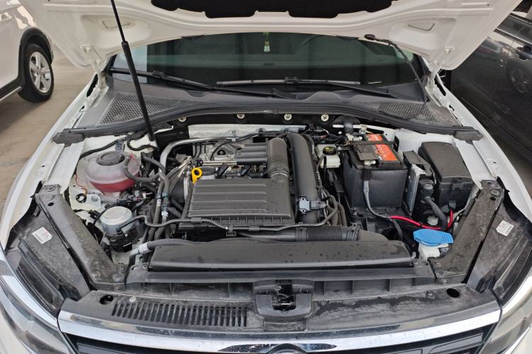 Used Volkswagen Lamando 2021 230TSI DSG Fashion Edition Engine Bay
