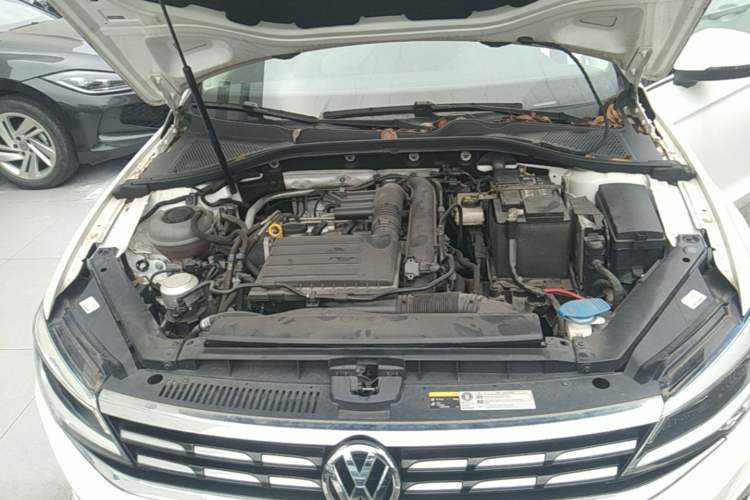 Used Volkswagen Lamando 2021 280TSI DSG Comfort Edition Engine Bay