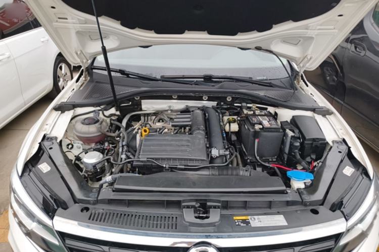Used Volkswagen Lamando 2021 230TSI DSG Fashion Edition Engine Bay