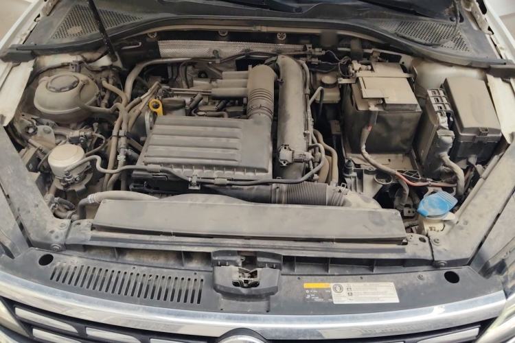 Used Volkswagen Lamando 2021 280TSI DSG Comfort Edition Engine Bay