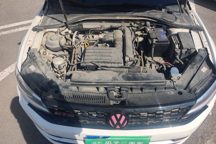 Used Volkswagen Lamando 2021 280TSI DSG Comfort Edition Engine Bay