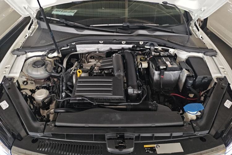 Used Volkswagen Lamando 2021 230TSI DSG Fashion Edition Engine Bay