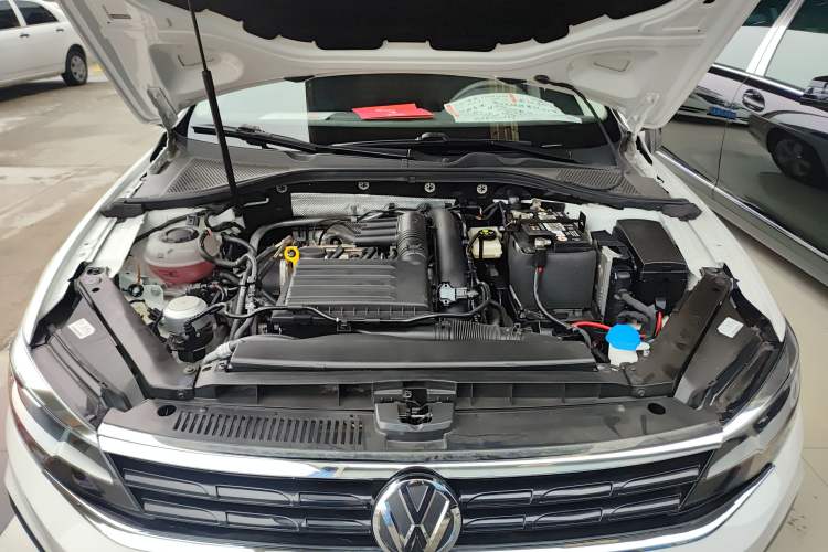 Used Volkswagen Lamando 2021 230TSI DSG Fashion Edition Engine Bay