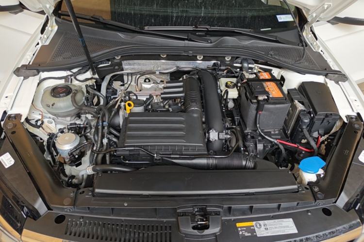 Used Volkswagen Lamando 2021 230TSI DSG Fashion Edition Engine Bay