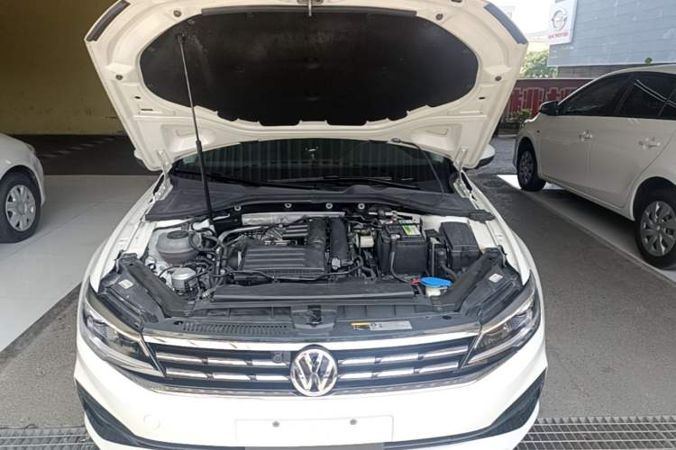 Used Volkswagen Lamando 2021 Facelift 280TSI DSG Comfort Edition (Manual Air Conditioning) Engine Bay