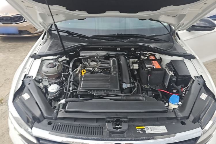 Used Volkswagen Lamando 2021 230TSI DSG Fashion Edition Engine Bay