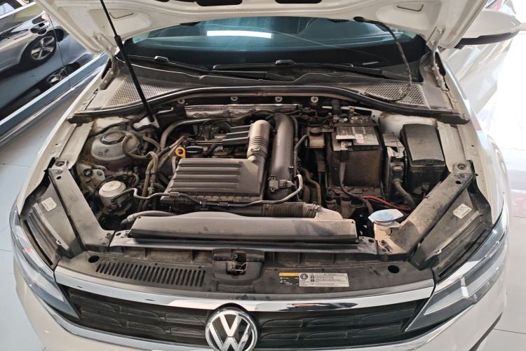 Used Volkswagen Lamando 2021 230TSI DSG Fashion Edition Engine Bay
