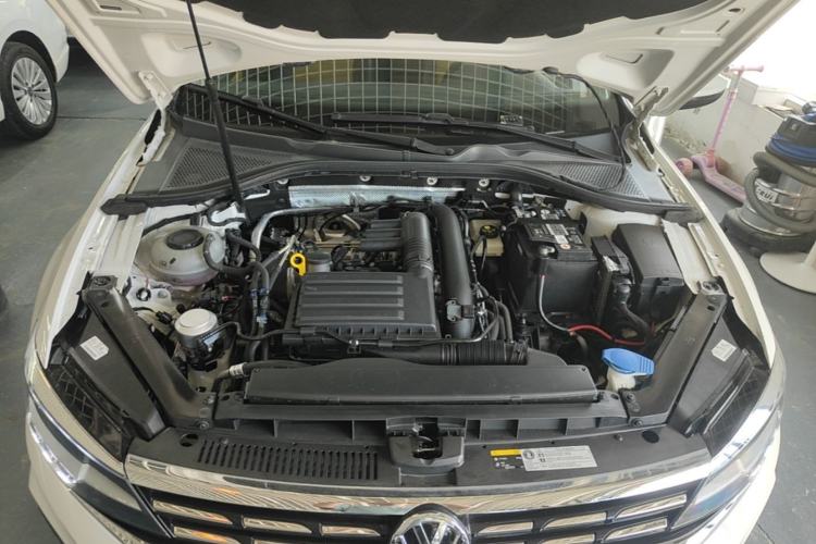 Used Volkswagen Lamando 2021 230TSI DSG Fashion Edition Engine Bay