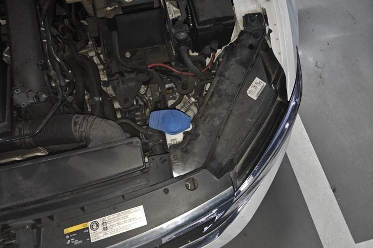 Used Volkswagen Lamando 2021 230TSI DSG Fashion Edition Engine Bay Left