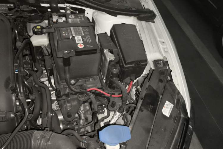 Used Volkswagen Lamando 2021 230TSI DSG Fashion Edition Engine Bay Left